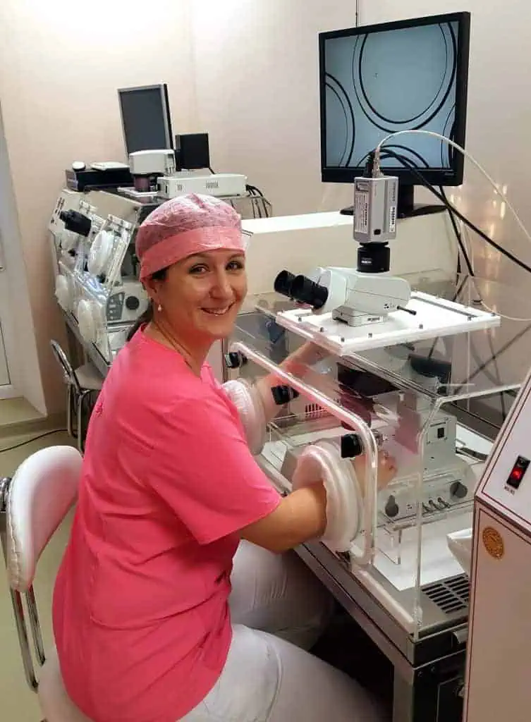 Atestace v oboru Klinická embryologie 11 - Sanatorium Helios CZ laboratoř IVF