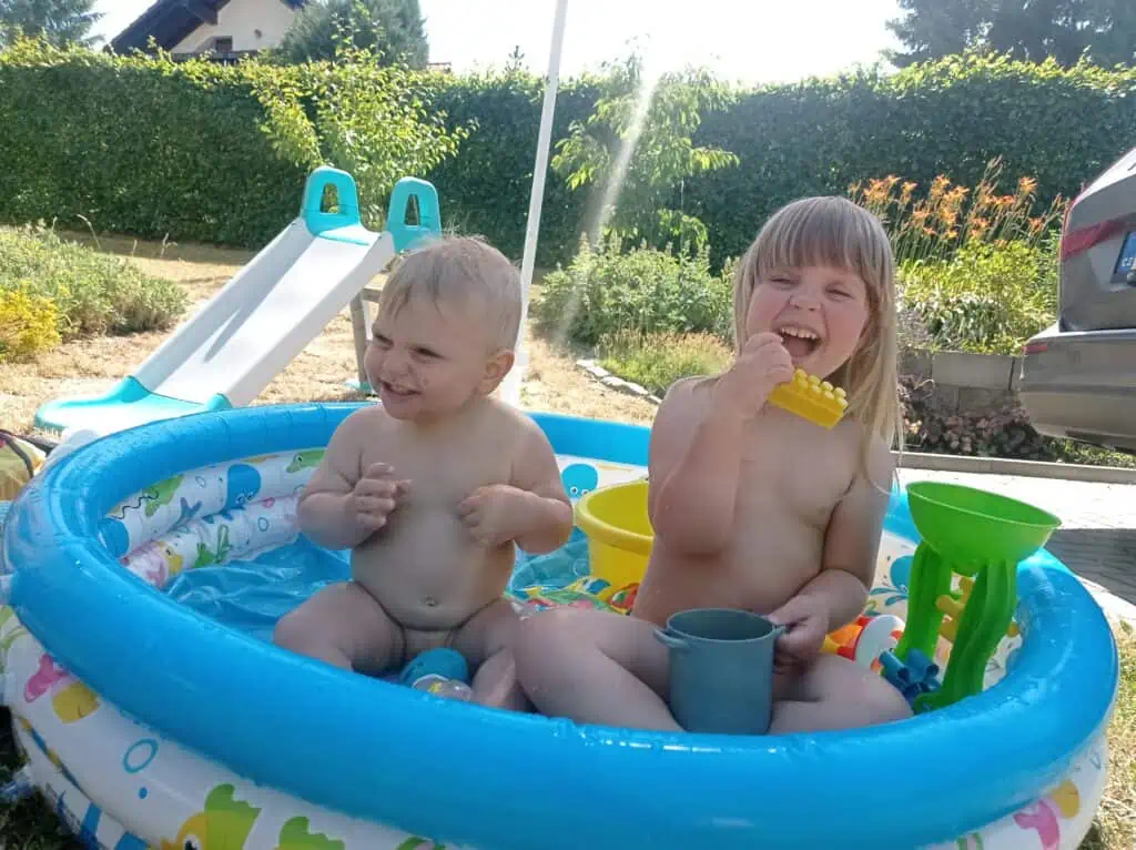 Jamínka a Mikolášek 4 - Sanatorium Helios CZ Jamínka a Mikolášek 3 - Sanatorium Helios CZ